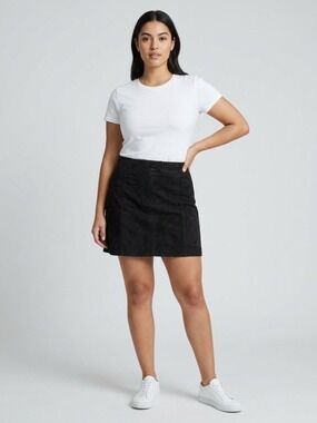 𝅺kenneth Cole size 10 mini skirt